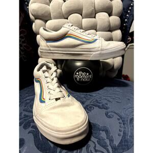 Vans Rainbow Pride White Canvas Skate Sneakers size 6/EU 37